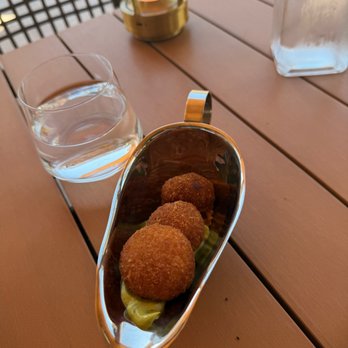 Folia Bar & Kitchen - Breakfast & Brunch Near Me - Healdsburg, California Folia Bar & Kitchen - Breakfast & Brunch Near Me - Healdsburg, California