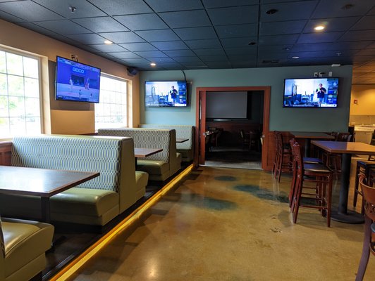 The Point Bar & Grill by null