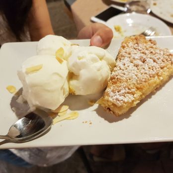 Osteria Trabucco - Apple pie with ice cream! - Wine Bars Near Me - Palermo, Pennsylvania