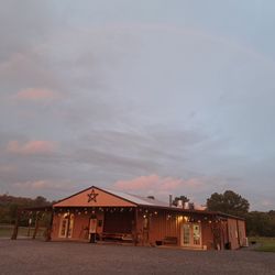 Simply Southern Farms - 1 mile off Hwy 31A on TN. 129