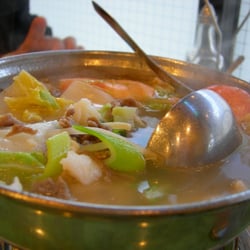 Spicy seafood hotpot