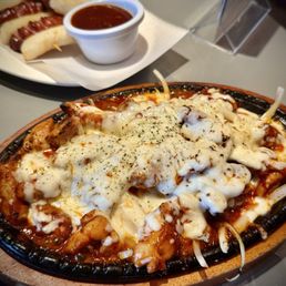 Fire Chicken W/ Cheese / 치즈불닭