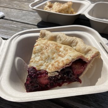 Greenbank Farm - Triple berry pie - Beer, Wine & Spirits Near Me - Greenbank, Washington