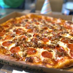 Caliano pizza - The Meat & Co., pizza was excellent! I definitely recommend this pizzeria!!
