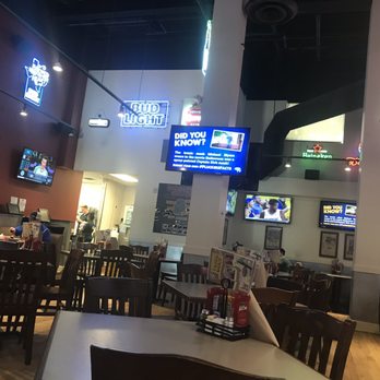 Pluckers Wing Bar - Grapevine - Chicken Wings Near Me - Grapevine, Texas Pluckers Wing Bar - Grapevine - Chicken Wings Near Me - Grapevine, Texas