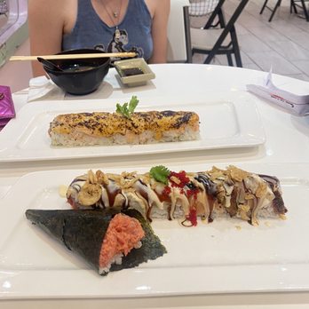 YoFresh Yogurt Cafe - Spicy tuna hand roll, Miso Soup,  Spicy Creamy Salmon Appetizer, Magical Special Roll - Desserts Near Me - Ridgewood, New York