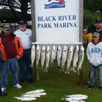 Bending Limits Sportfishing Charters - Fishing Near Me - Macatawa, Michigan Bending Limits Sportfishing Charters - Fishing Near Me - Macatawa, Michigan