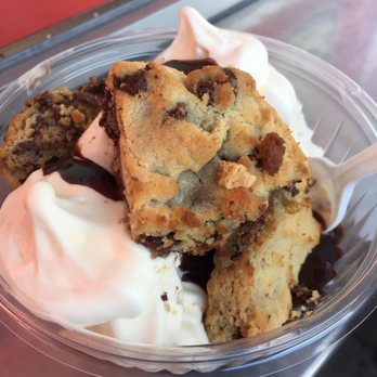 Page's - Warm chocolate chip cookie sundae :O !!!!! - Ice Cream & Frozen Yogurt Near Me - Pittsburgh, Pennsylvania Page's - Warm chocolate chip cookie sundae :O !!!!! - Ice Cream & Frozen Yogurt Near Me - Pittsburgh, Pennsylvania