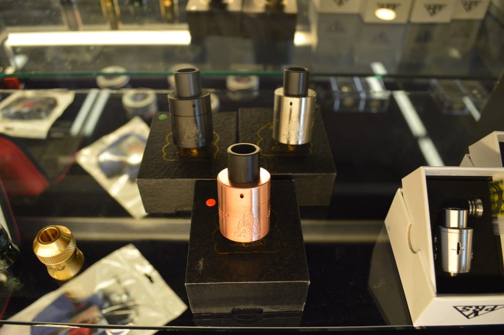 CLOUD CHAMBER VAPOR LOUNGE & EMPORIUM Updated June 2024 4410