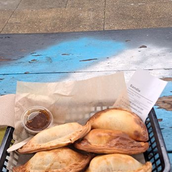 JAVI’S COOKING "Empanadas Argentinas" - Empanadas Near Me - Oakland, California JAVI’S COOKING "Empanadas Argentinas" - Empanadas Near Me - Oakland, California