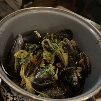 La Malontina - Mussels - Modern European Near Me - Madrid, M La Malontina - Mussels - Modern European Near Me - Madrid, M