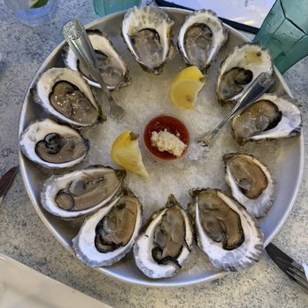 Bookstore & Restaurant - Oysters - Seafood Near Me - Wellfleet, Massachusetts