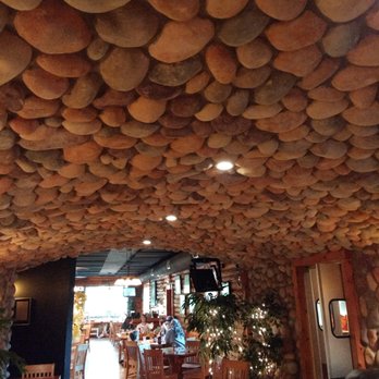 Remington's River Inn - Rocks!  On the ceiling!! - American Near Me - Thiensville, Wisconsin