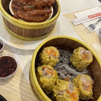 Sam Woo Cafe - Siomai and chicken feet - Desserts Near Me - Artesia, California