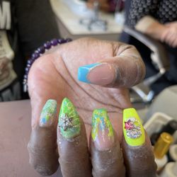 City Nails