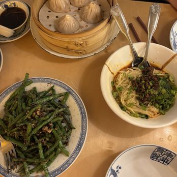 Birds of a Feather - Szechuan Near Me - Brooklyn, New York