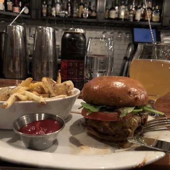 The Salted Pig - Dirty fries and black & tan burger - Gastropubs Near Me - Riverside, California The Salted Pig - Dirty fries and black & tan burger - Gastropubs Near Me - Riverside, California