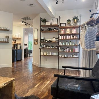 L15 Salon & Spa - Waiting area & merch - Hair Salons Near Me - Issaquah, Washington L15 Salon & Spa - Waiting area & merch - Hair Salons Near Me - Issaquah, Washington