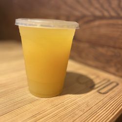 Shake Shack 479 Route 17 South - Paramus - Mango Passion Fruit Lemonade