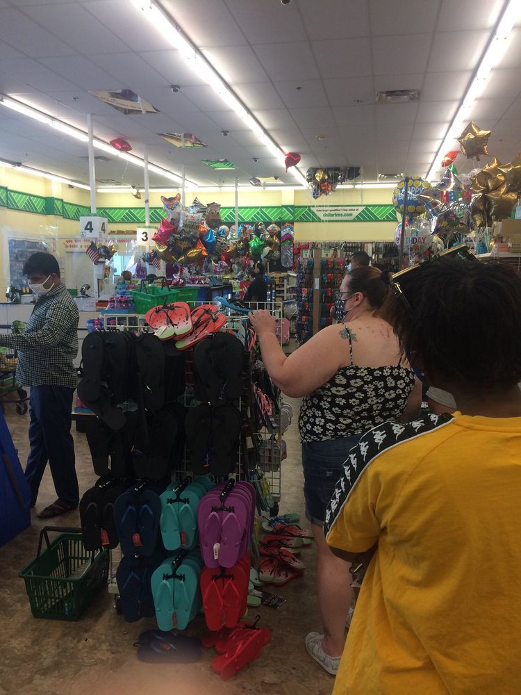 DOLLAR TREE Updated August 2024 25 Reviews 5720 Lakewood Towne