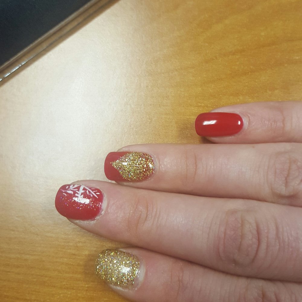 Hollywood Nails - Xmas nails! - Nail Salons Near Me - Reno, Nevada Hollywood Nails - Xmas nails! - Nail Salons Near Me - Reno, Nevada