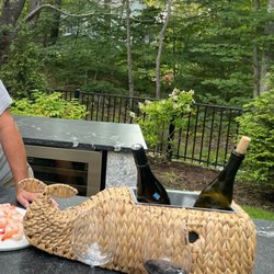Maine & Vine - Wonderful wines