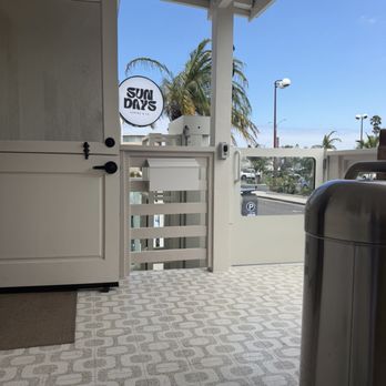 Sundays Coffee & Co - Coffee & Tea Near Me - Newport Beach, California