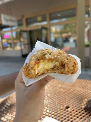 Beard Papa's by null