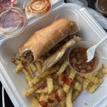 Bubbalou's Bodacious BBQ - Pulled Pork Basket - Barbeque Near Me - Altamonte Springs, Florida