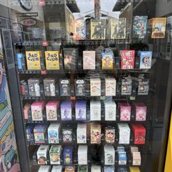 Pop Mart Robo Shop - No plush keychains!