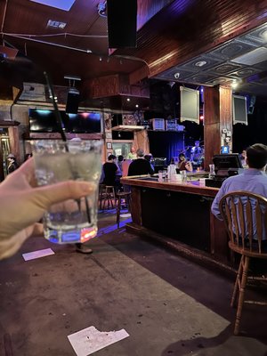 Darwin's Piano Bar by null