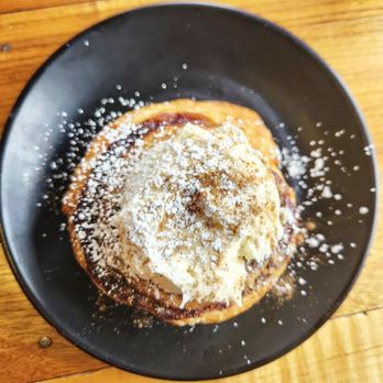 Alreddy Coffee & Cafe - Cinnamon roll - Breakfast & Brunch Near Me - Cincinnati, Ohio