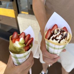 Strawberry matcha & Strawberry banana Strawberry matcha & Strawberry banana