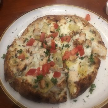 Sequoia Brewing - The Gilroy Pizza - Brewpubs Near Me - Visalia, California