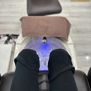 Nail Bar - Pedicure - classic $35 - Waxing Near Me - Austin, Texas Nail Bar - Pedicure - classic $35 - Waxing Near Me - Austin, Texas