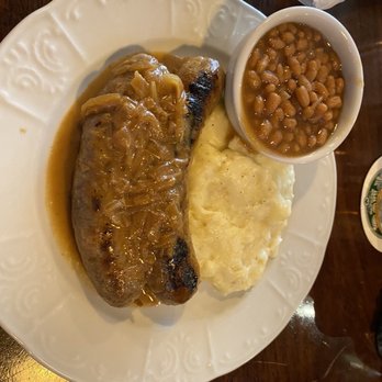 Patrick Doud's Irish Pub - Irish Near Me - Mackinac Island, Michigan