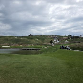 Payne's Valley Golf Course - Cocktail Bars Near Me - Hollister, Missouri