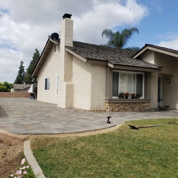Sandstone Construction - New retaining wall and pavers. - Masonry/Concrete Near Me Sandstone Construction - New retaining wall and pavers. - Masonry/Concrete Near Me