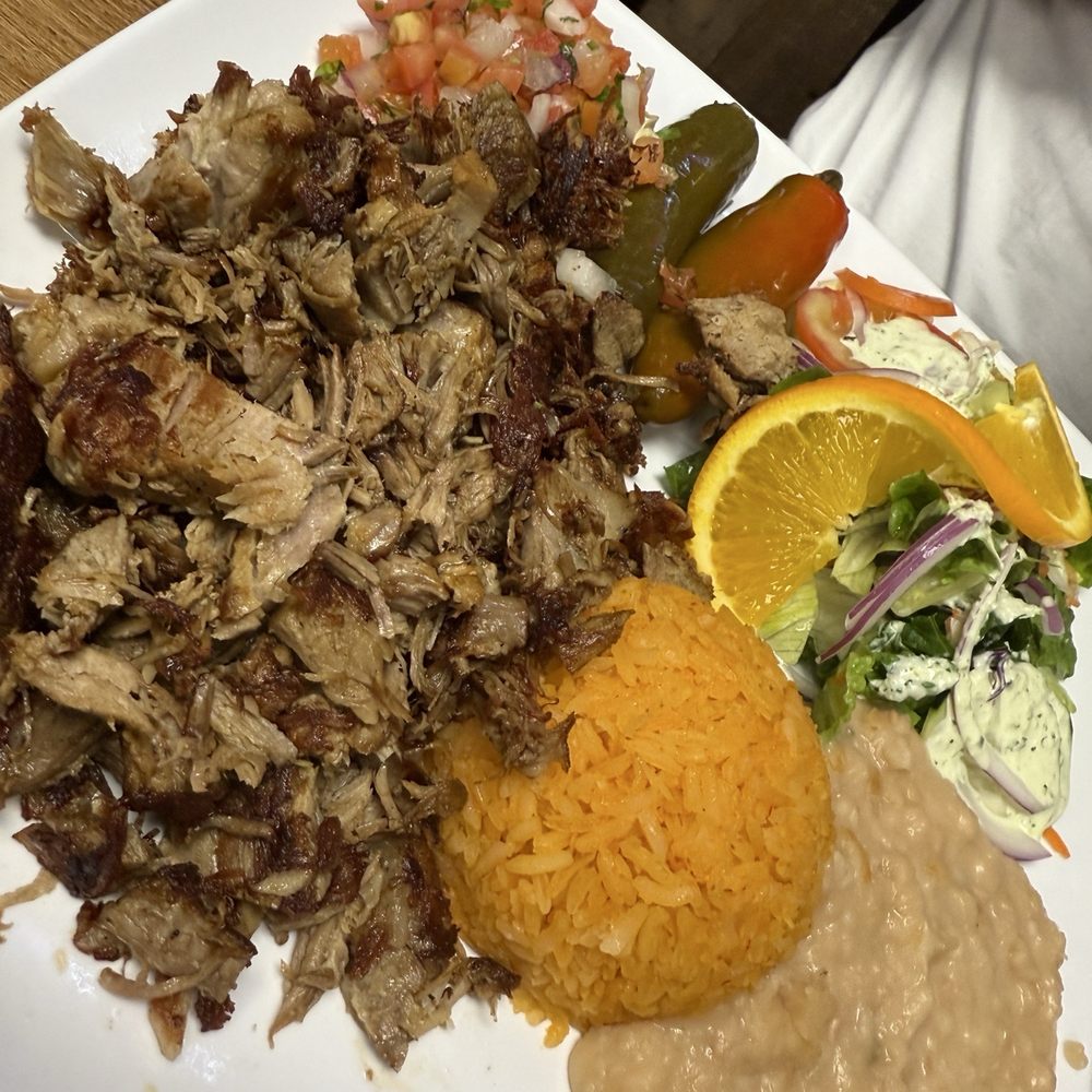 Carnitas plate Carnitas plate