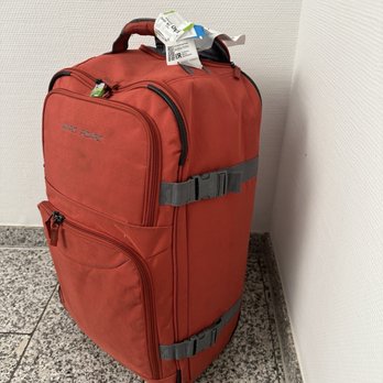Eurowings - So., mein Koffer ist nach seinem BER-Urlaub auch zu Hause - Airlines Near Me - Berlin, BE