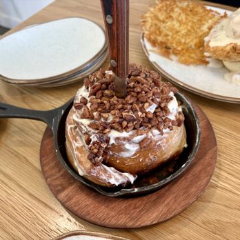 Sweetmilk - Iron Skillet Cinnamon Roll (huge!) - Cocktail Bars Near Me - Bowling Green, Kentucky Sweetmilk - Iron Skillet Cinnamon Roll (huge!) - Cocktail Bars Near Me - Bowling Green, Kentucky