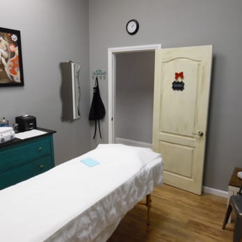 Parlor Wax Co - Waxing Near Me - Bakersfield, California Parlor Wax Co - Waxing Near Me - Bakersfield, California