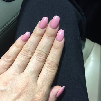 Allure Nails & Spa Boutique - Dip powder manicure by Amy. 1 of the nails was broken and required a temporary tip. Bet you can't tell which one!!! A++++ - Nail Salons Near Me - Saint Louis, Missouri