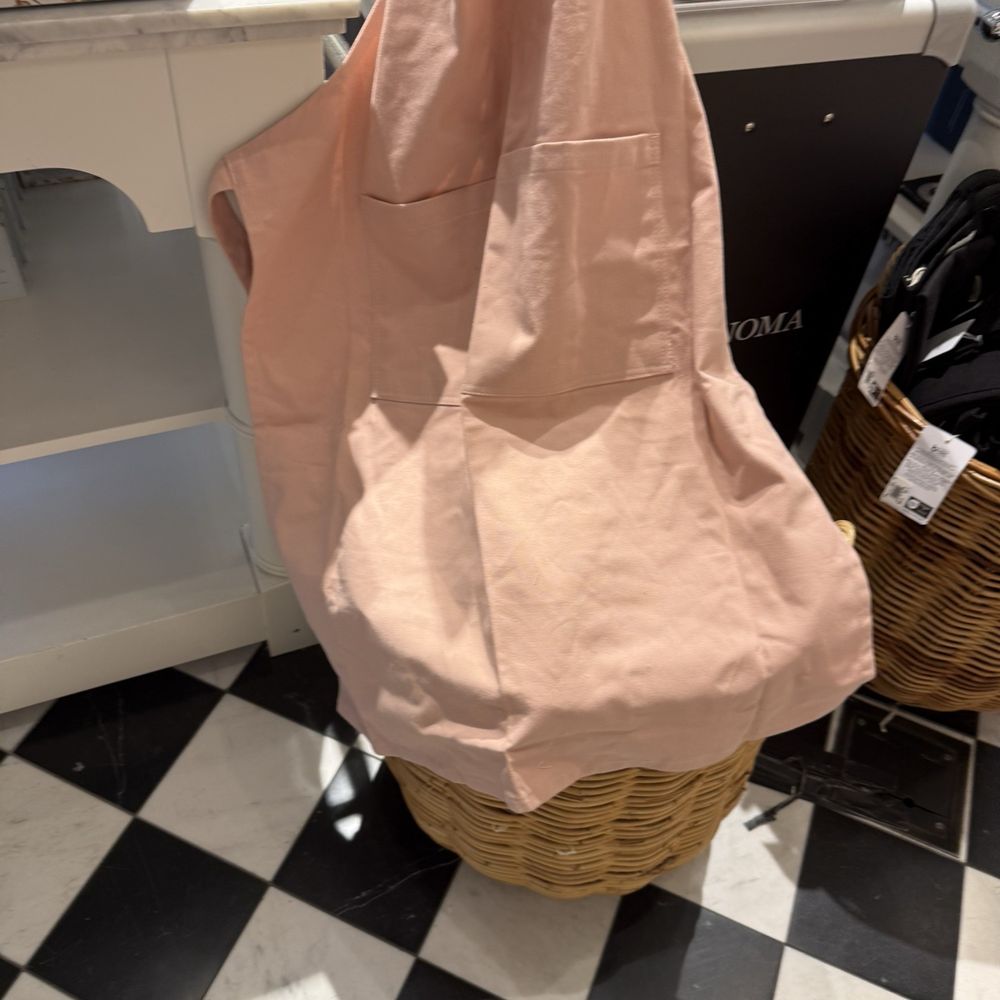 Williams-Sonoma - Love this pink apron. - Specialty Food Near Me - San Diego, California Williams-Sonoma - Love this pink apron. - Specialty Food Near Me - San Diego, California