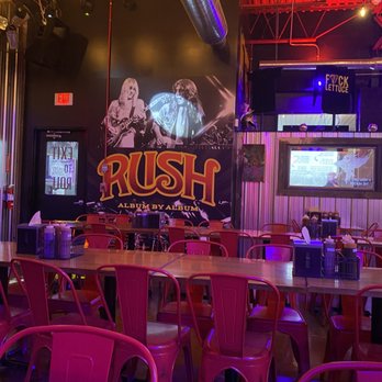 Chicago Culinary Kitchen - Restaurant dining Area - Barbeque Near Me - Palatine, Illinois