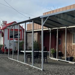 El Sabor De Oaxaca - Limited outdoor seating.