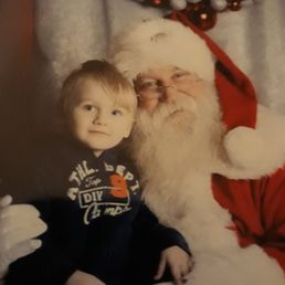 Had great Santa my son liked and got great pics..ty 9 month bump Had great Santa my son liked and got great pics..ty 9 month bump