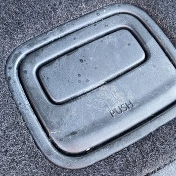 VanCour's Automotive - No need to wipe down the rear tire storage latch? - Car Wash Near Me - Puyallup, Washington