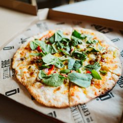 PYRO'S Fire Fresh Pizza