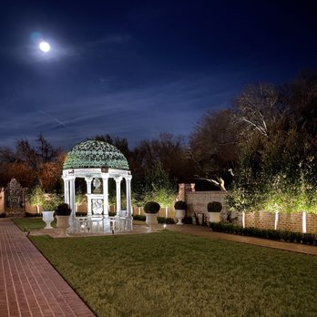 Casa Outdoor Design - Formal courtyard renovation. - Landscape Architects or Designers Near Me - Dallas, Texas Casa Outdoor Design - Formal courtyard renovation. - Landscape Architects or Designers Near Me - Dallas, Texas